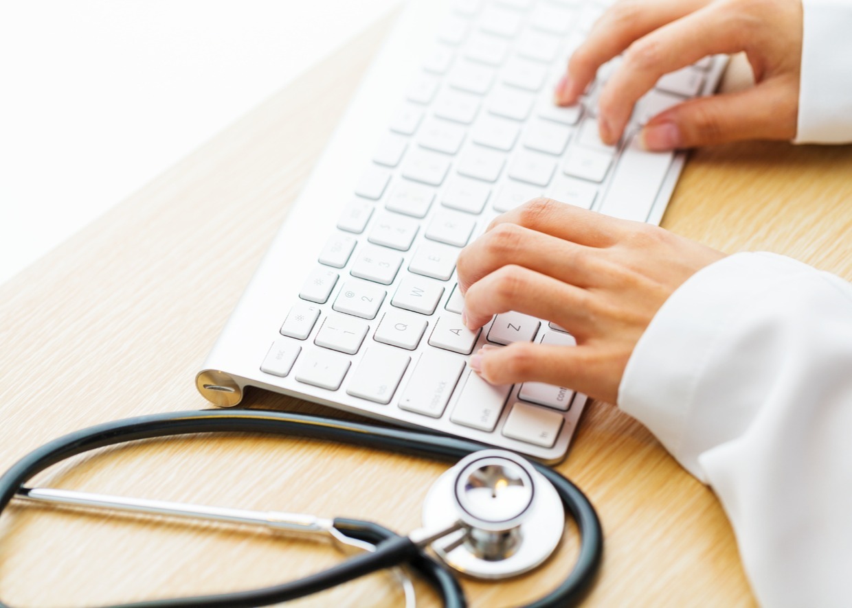 working-desk-of-doctor-2022-12-15-21-15-37-utc-1